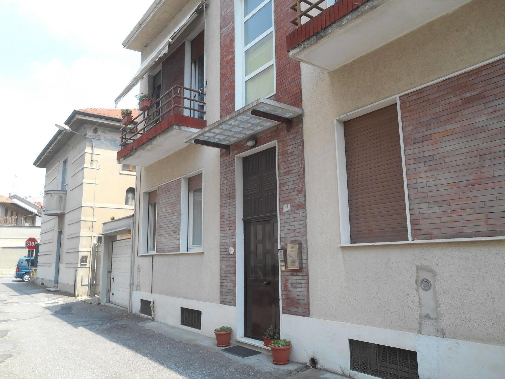 Bed and Breakfast Le Rose Malpensa Busto Arsizio Exteriér fotografie